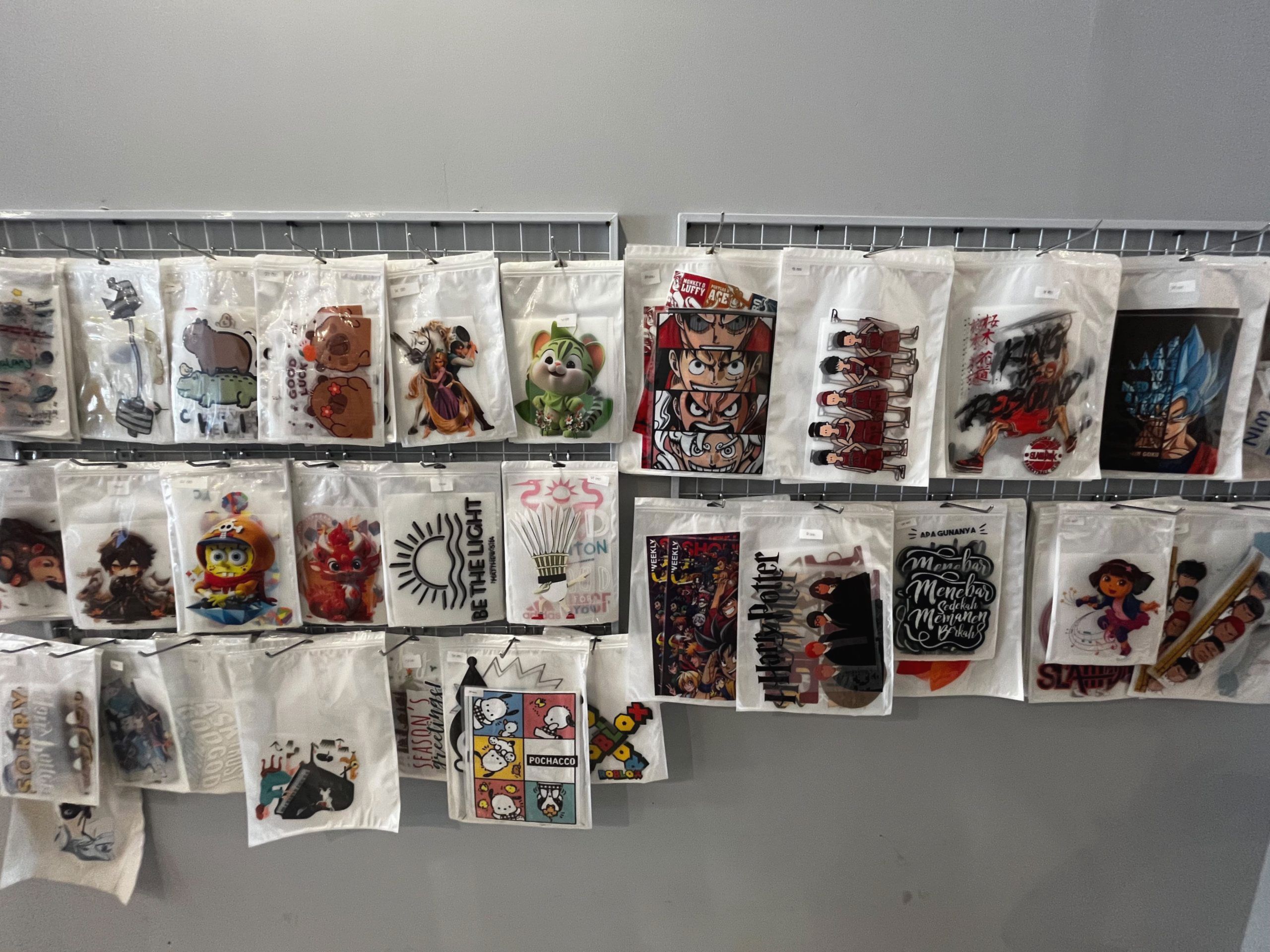 Netjes Print Palu Siapkan Jersey Olahraga Satuan Tanpa Minimal Order