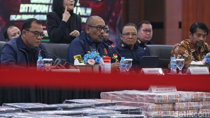 Bareskrim Polri Ungkap 15 Perusahaan Sponsor Ratusan WNA Pengelola Judi Online di Hayam Wuruk
