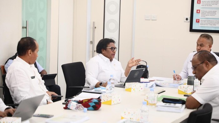 Wamendagri Ribka Dorong Reformasi Tata Kelola Dana Otsus Papua Lewat Strategi 5T