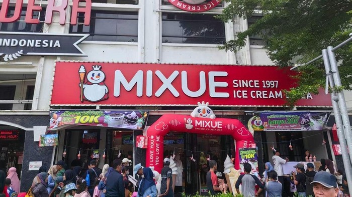 Jurus Mixue Rebut Hati Generasi Muda Indonesia Lewat Strategi Lokalisasi yang Cerdas