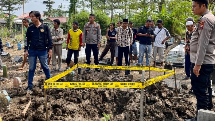 Warga Geger, Makam di TPU Brebes Dibongkar Dua Kali dalam Dua Hari, Diduga Terkait Pengambilan Tali Kafan