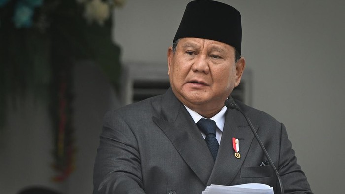 PRABOWO SENTIL PENENTANG MBG: TAK ADA YANG LEBIH GENTING DARI PERUT LAPAR