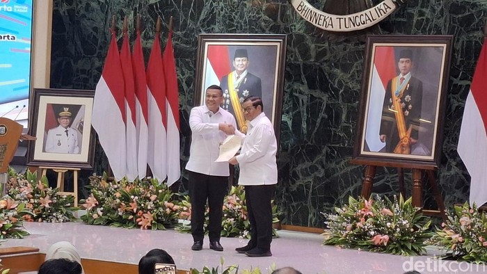 Kado HUT Jakarta, Pemprov DKI Terima 499 Sertifikat Senilai Rp 22,2 Triliun
