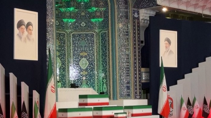Delegasi Saudi Hadiri Pemakaman Khamenei, Lantunan Ayat Al-Qur'an Jadi Perbincangan Hangat