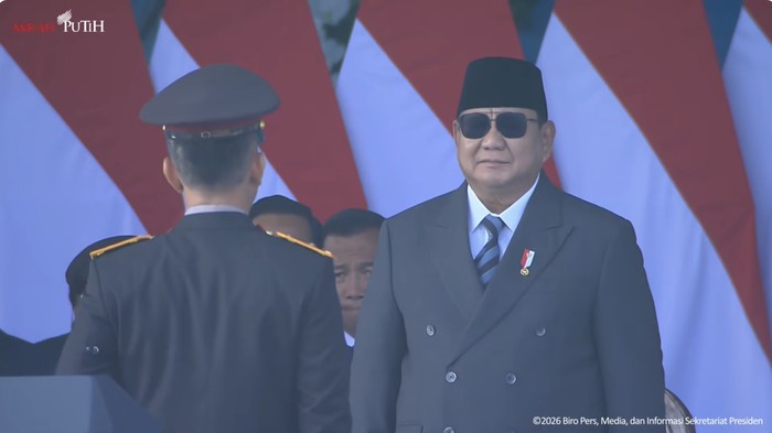 PRESIDEN PRABOWO PIMPIN UPACARA HARI BHAYANGKARA KE-80 DI SATLAT BRIMOB CIKEAS