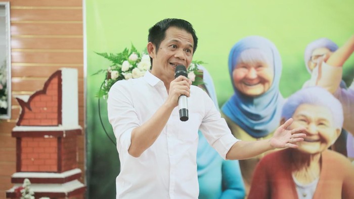 4 Hal tentang Kontroversi Lagu 'Lalaki Langit' Bupati Purwakarta