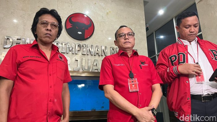 PDIP: Klaim Jokowi Tak Tahu Ritual Injak Kepala Kerbau Hanya Dagelan Politik