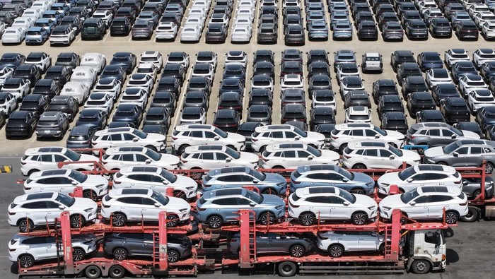Satu per Satu Insentif Dicabut, Keistimewaan Mobil Listrik China Berakhir?