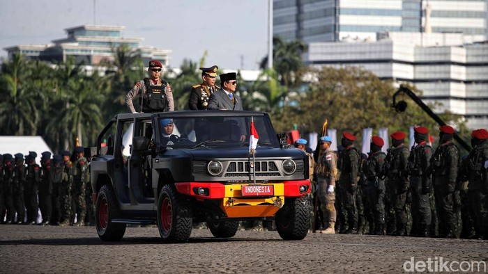 Presiden Prabowo Pimpin Upacara Hari Bhayangkara ke-80 di Pusat Latihan Brimob Cikeas