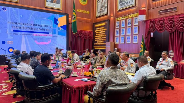 Pemkab Bogor Godok Rencana Rel Gadog-Puncak, Solusi Jangka Panjang Atasi Kemacetan Parah