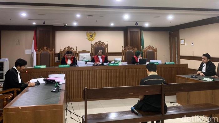 Jaksa Tuntut 3 Korporasi Terkait Investasi TaniHub Bayar Total Rp 359,9 Miliar