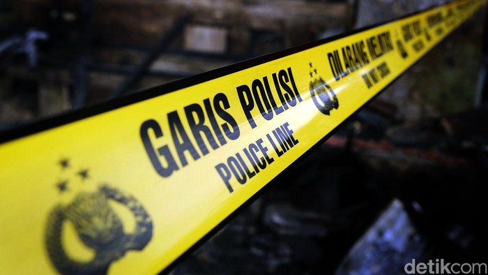 Perempuan Paruh Baya Ditemukan Tewas Bersimbah Darah di Rumahnya di Sawahan, Surabaya
