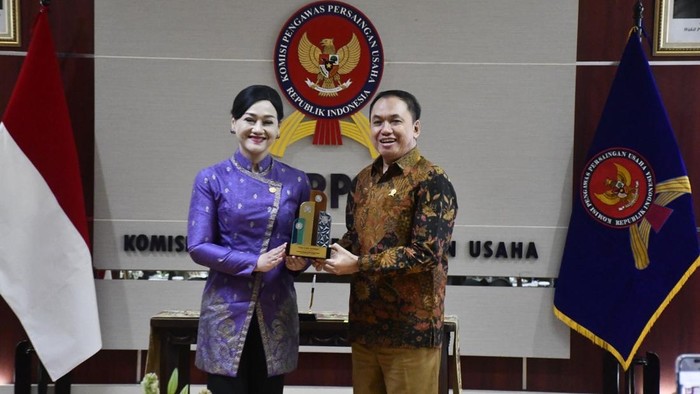 KPPU & OJK Sinergi Jaga Persaingan Usaha Sehat di Sektor Jasa Keuangan