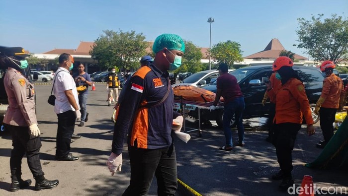 Keluarga Ungkap Riwayat Sakit ASN Bangkalan yang Tewas dalam Mobil Dinas di Bandara Juanda