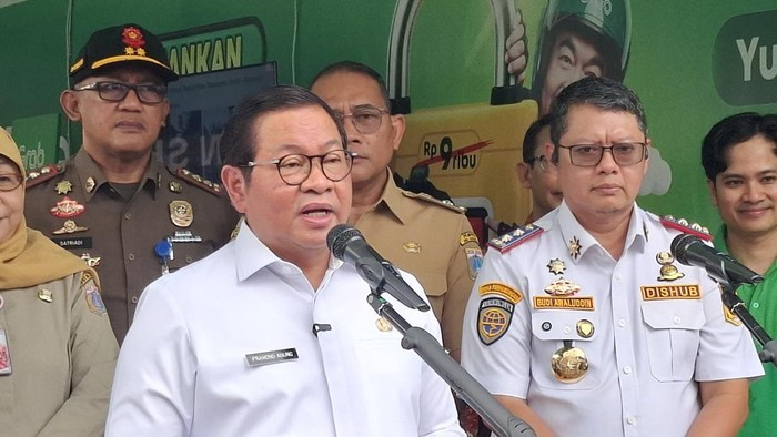 Pramono Anung Instruksikan Dishub dan Polisi Tertibkan 'Pak Ogah' di Jalan Protokol