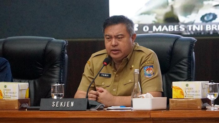 Sekjen Kemendagri Imbau Pemda Jaga Konsistensi Penurunan Indeks Harga