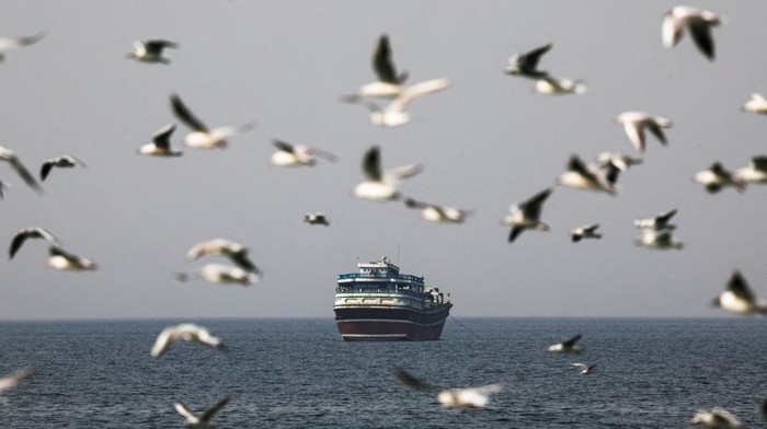 Iran Kecam Manuver Jet Tempur dan Drone AS di Selat Hormuz, Sebut Ancam Stabilitas Kawasan