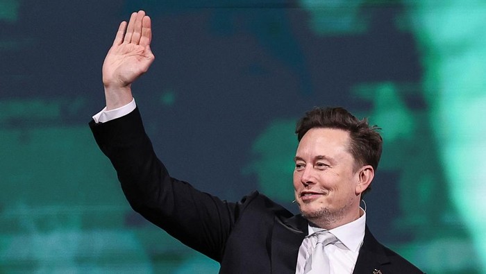 Elon Musk Jadi Triliuner Pertama Dunia Usai SpaceX IPO