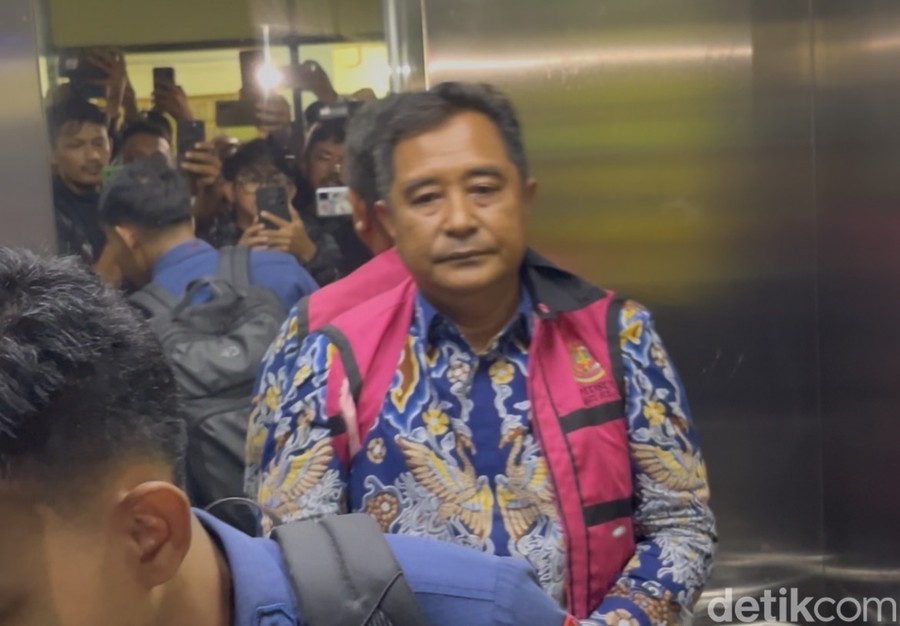 Eks Pj Gubernur Sulsel Bahtiar Menang Praperadilan, Status Tersangka Gugur