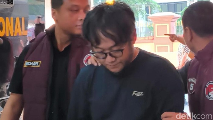 Polri Ungkap Peran Frans Antony dalam Jaringan Narkoba Fredy Pratama: Terima Setoran Miliaran Rupiah dari Kosnadi