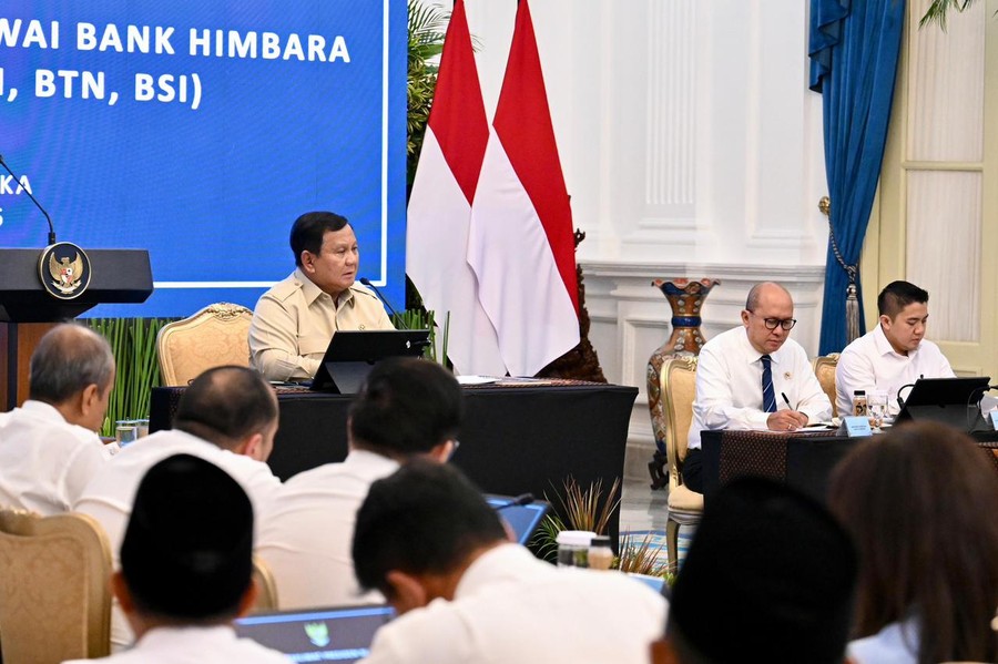 Prabowo Kumpulkan Bos Himbara Usai BI Umumkan Kenaikan Suku Bunga
