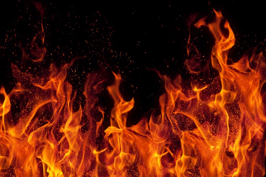 Ditinggal Pemilik, Mobil Parkir di Minimarket Bogor Tiba-tiba Terbakar