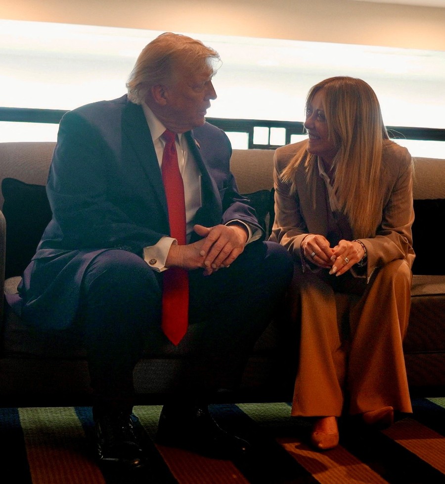 Trump Vs Meloni Panas gegara Urusan Foto, Menlu Italia Batalkan Kunker ke AS