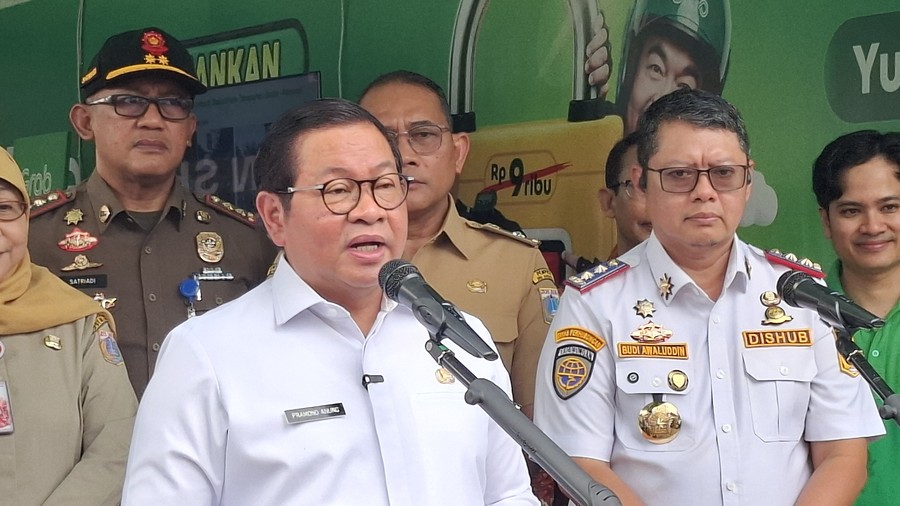 Pramono Perintahkan SDA dan Bina Marga Perbaiki Jalan Amblas di Pulogadung