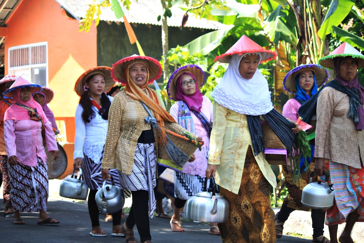Warung Kopi vs Kafe Modern: Melacak Jejak Budaya dalam Secangkir Kopi Indonesia
