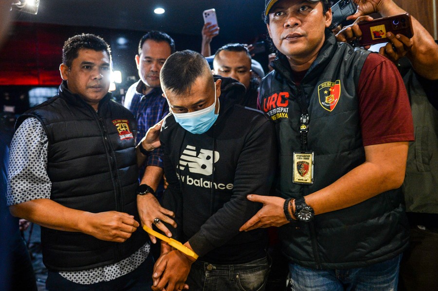 Polda Jabar Buka Call Center Jika Ada Korban Lain Taufik Hidayat