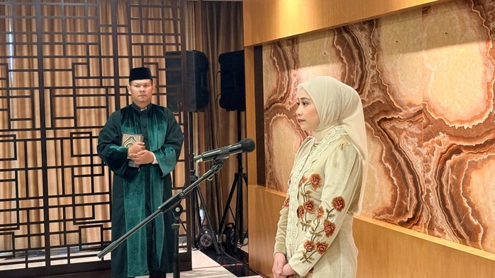 Adela Kanasya Adies Resmi Ucap Sumpah Anggota MPR Gantikan Adies Kadir