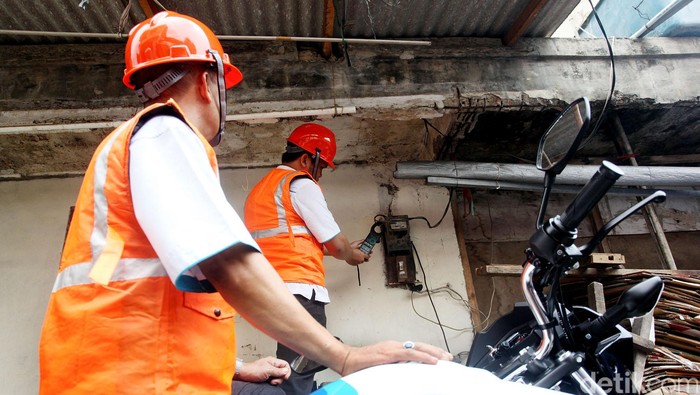 Dua Menteri Kabinet Prabowo Bahas Masalah Listrik PLN, Ini Hasilnya