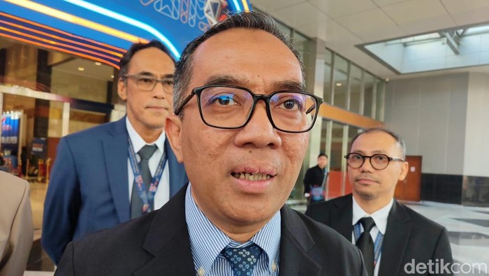 BUMN Baru Perminas Bakal Kelola Logam Tanah Jarang Bareng India