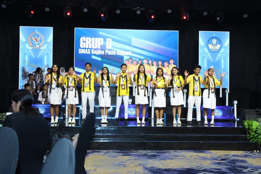 SMAS Regina Pacis Bajawa Raih Skor 130, Kalahkan SMAN 1 Maumere di Grand Final