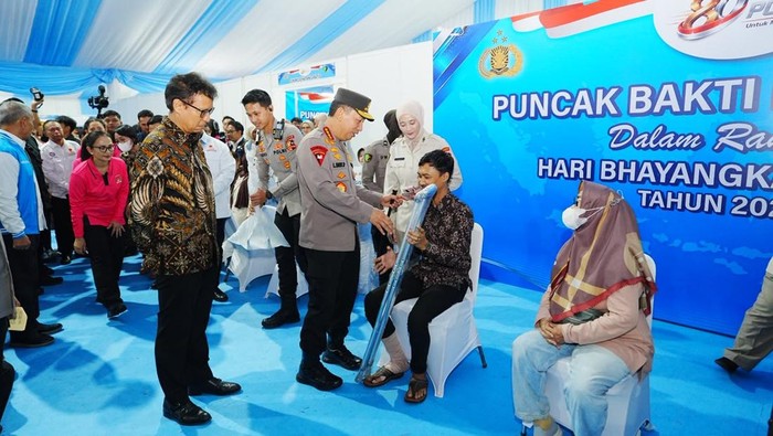 Kapolri Hadiri Puncak Bakti Kesehatan Jelang Hari Bhayangkara Ke-80