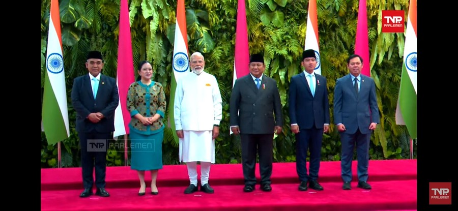 Kunjungan Kenegaraan PM India Modi ke Gedung DPR, Disambut Hangat Puan Maharani