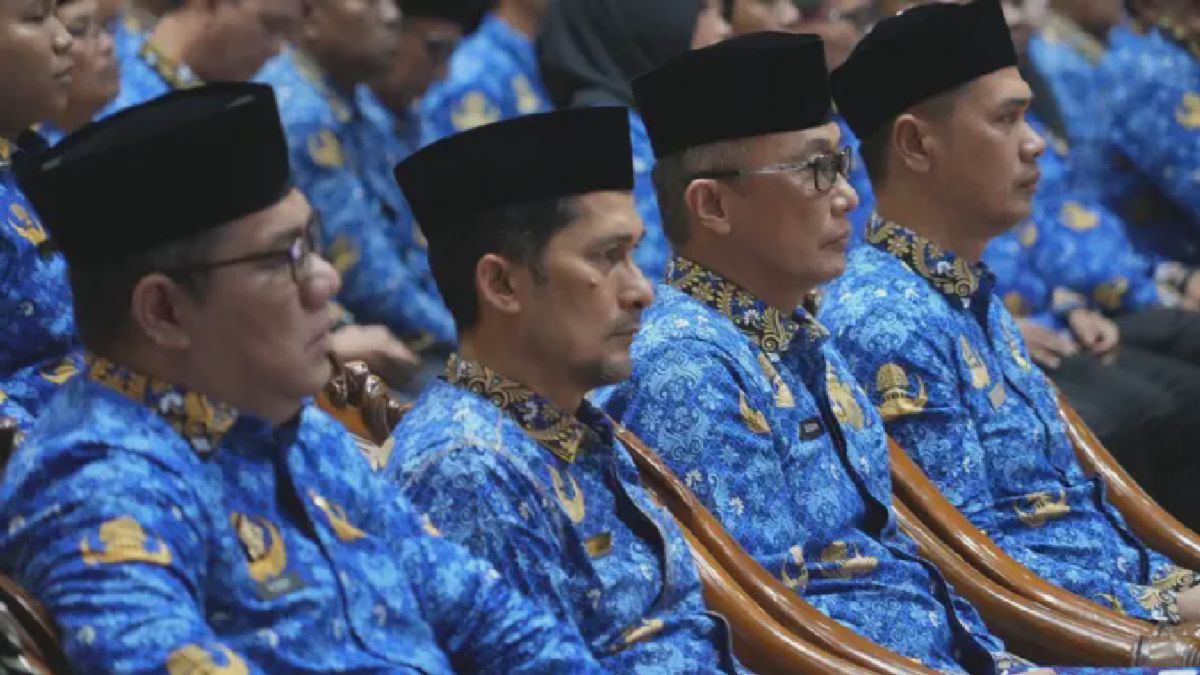 Zudan Kukuhkan Pengurus KORPRI se-Aceh di Banda Aceh