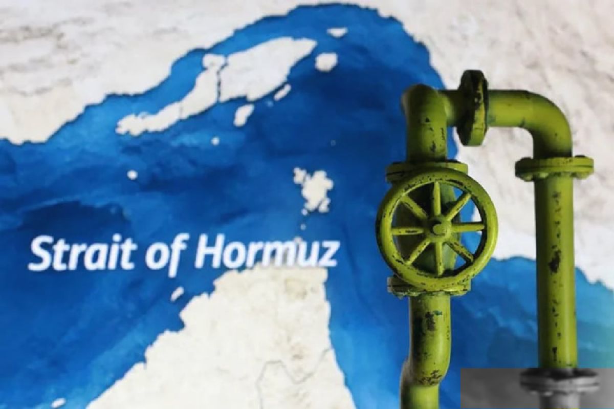 Harga Minyak Dunia Anjlok Lebih dari USD2 per Barel Imbas Sinyal Selat Hormuz Dibuka