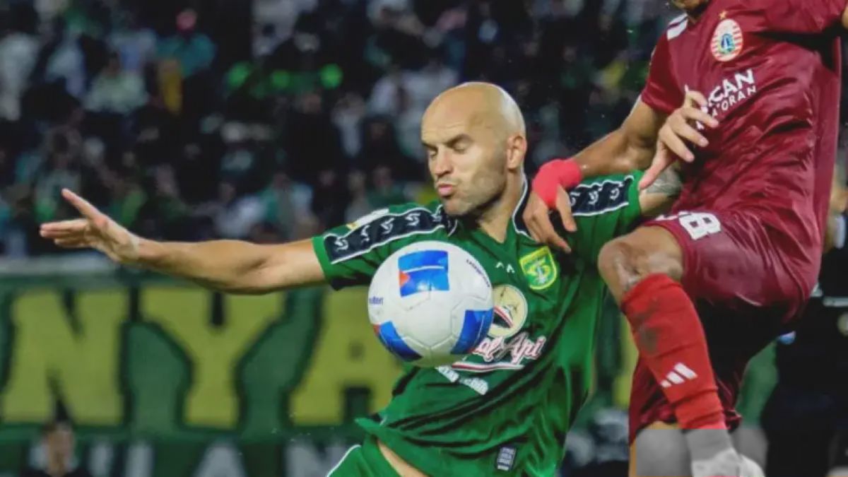 SURABAYA — Pelatih kepala Persebaya Surabaya, Risto Mitrevski, langsung memperingatkan skuad Bajul