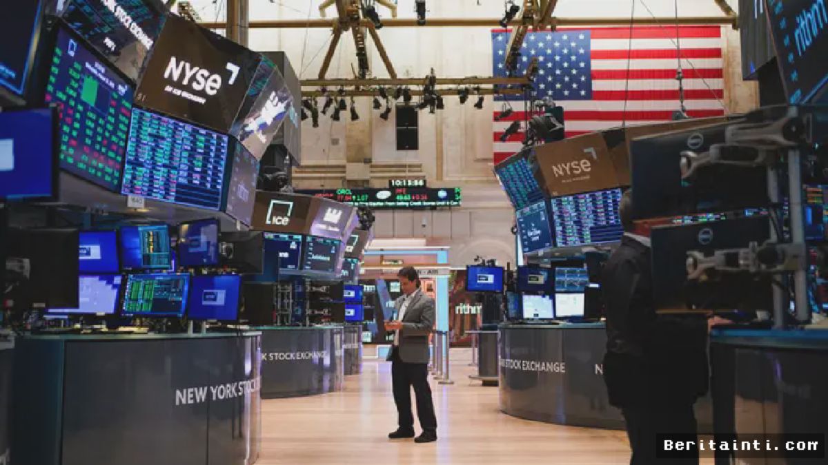 NEW YORK — Wall Street Menguat, Inflasi AS Melandai Jadi 8,5 Persen