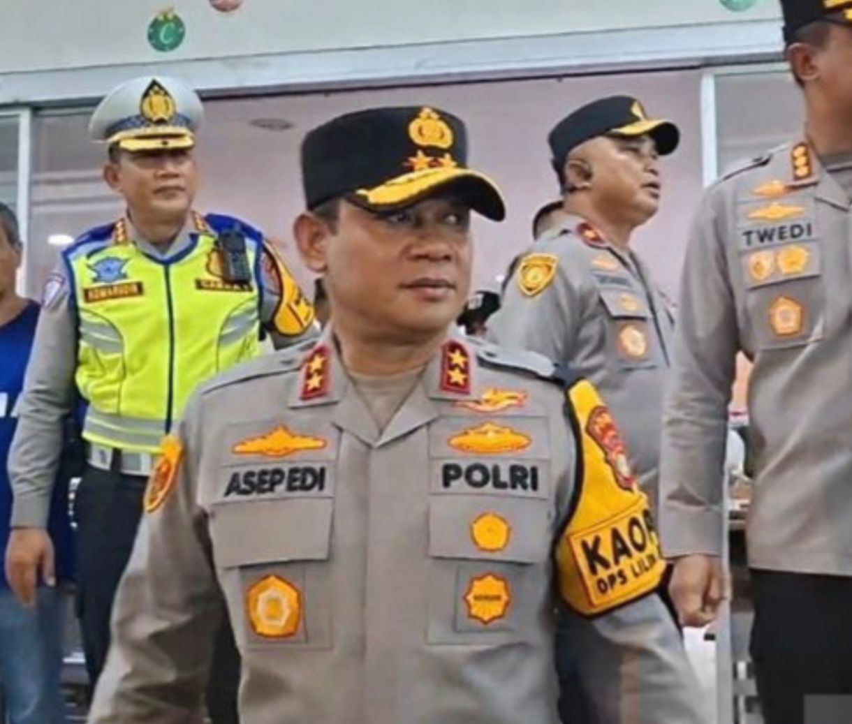 Kapolda Metro Jaya Mediasi Keributan Warga, Radja Rayakan 25 Tahun