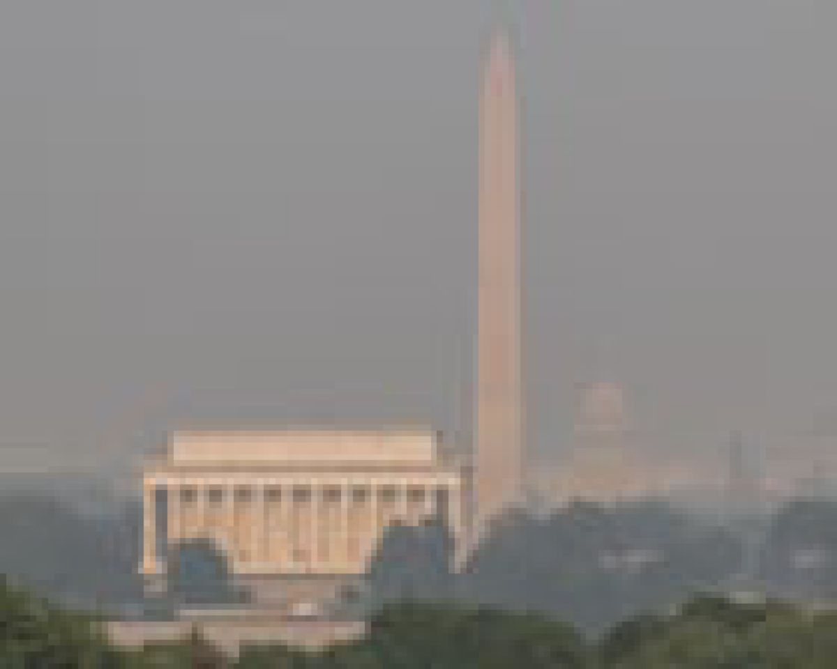 Peringatan Kualitas Udara Berbahaya Meluas di Amerika Serikat akibat Asap Kebakaran Hutan