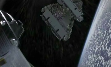 Rencana Gila Elon Musk Penuhi Orbit dengan 100.000 Satelit Starlink