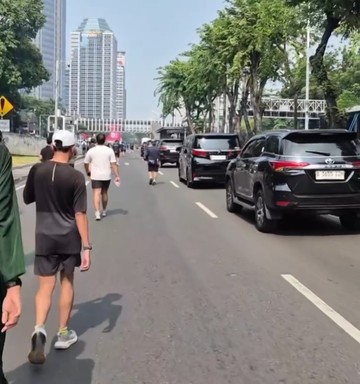 Fortuner-Alphard Masuk Area CFD, Disebut Terindikasi Pelanggaran