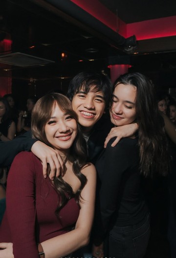 Momen Kebersamaan BCL &amp; Pacar Noah Sinclair, Akrab Bak Bestie