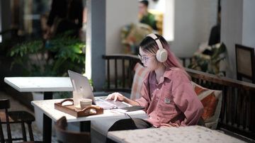 Alasan Mendengarkan Musik Favorit Bisa Meredakan Stres