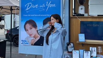 Momen Bona WJSN Rayakan Ulang Tahun Bersama Para Pemeran Dive Into You