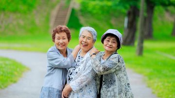 Rahasia Panjang Umur Warga Okinawa Jepang